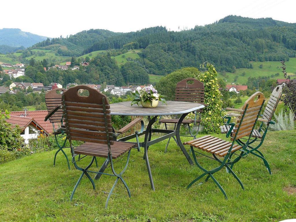 Ferienwohnung Hugelgarten Опенау Екстериор снимка